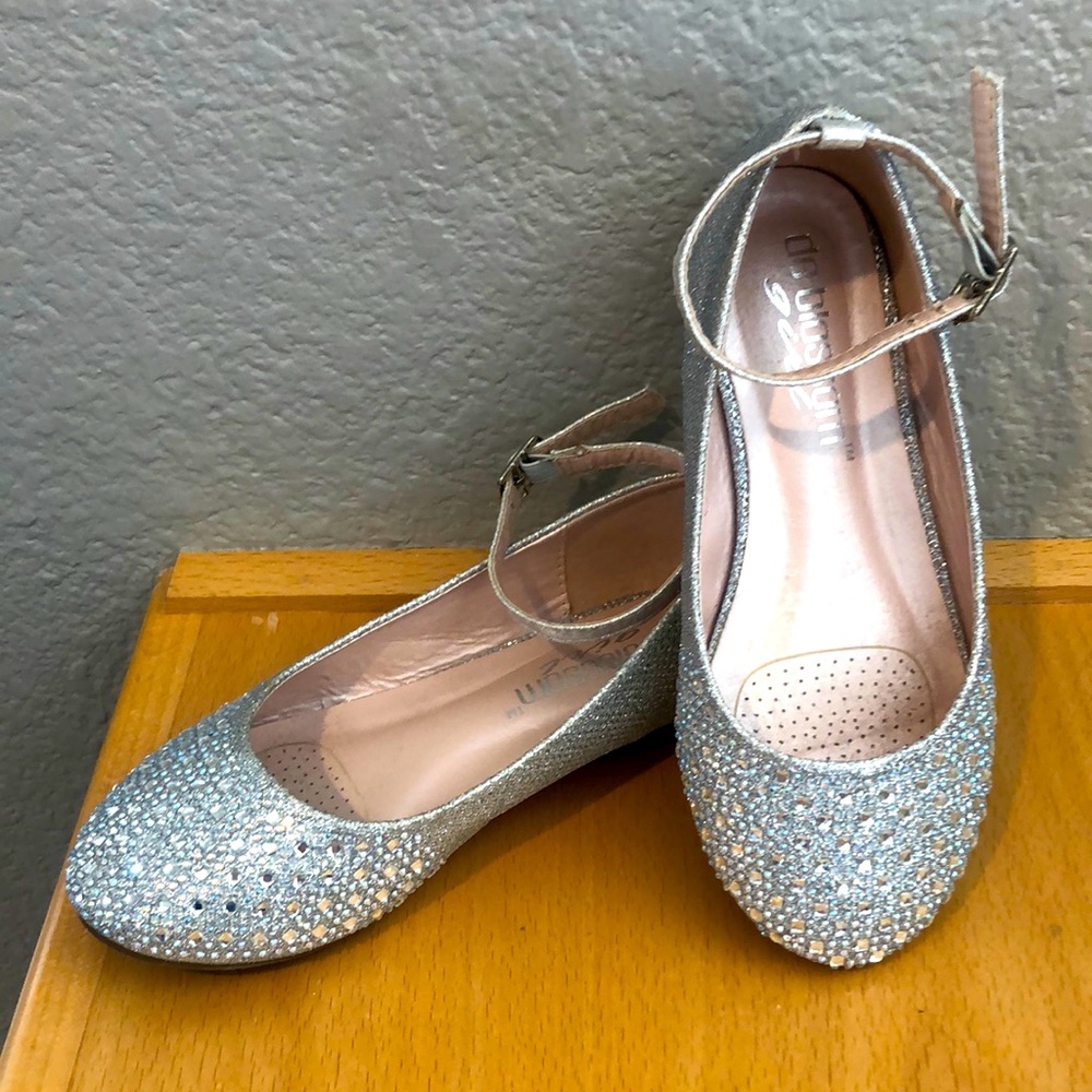 Silver and crystals girl shoes